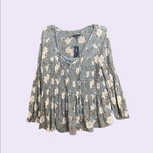 American Eagle Floral Shirt XL